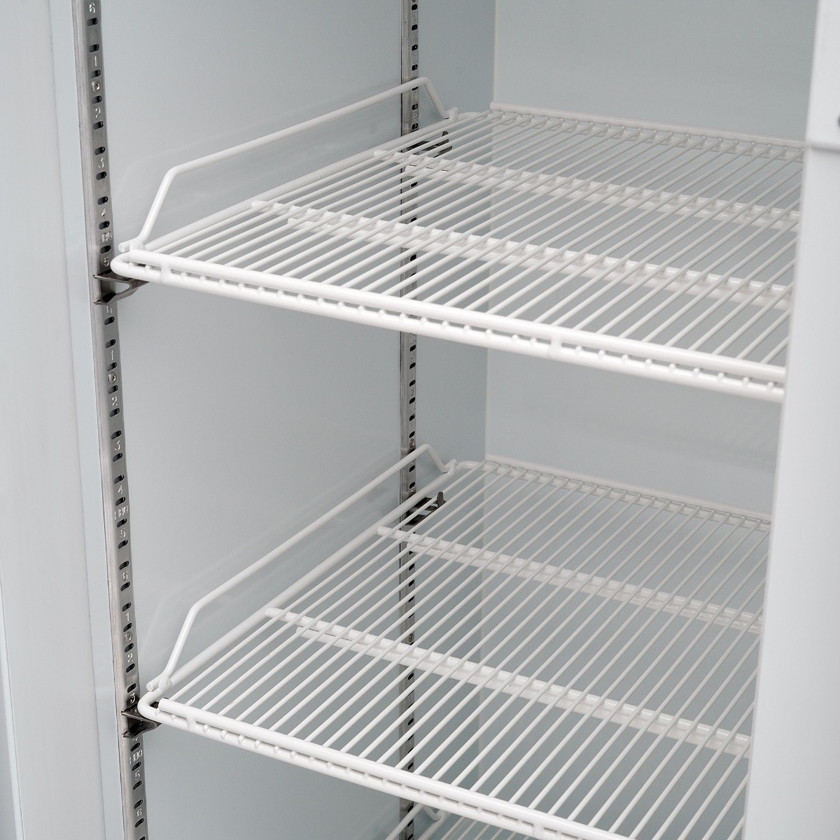 Imbera G3T72 Refrigerador 3 Puertas de Cristal - Imagen 3