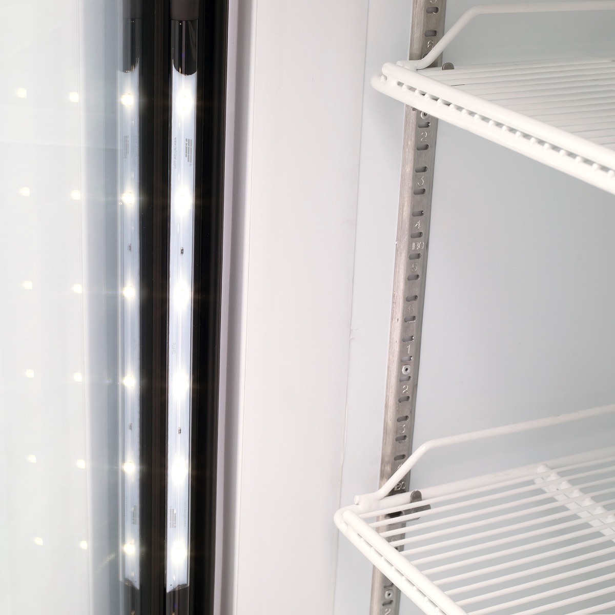 Imbera VRQ-35 Refrigerador 4 Puertas de Cristal - Imagen 4